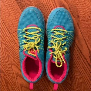 Nike Neon Women’s Sneakers